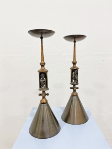 Szombati gyertyatartó pár - Muharos Lajos iparművészeti bronz