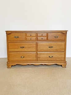 Chippendale sideboard, tömör tölgyfa