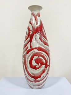 Piros fehér retro kerámia váza karikás modernista díszítéssel